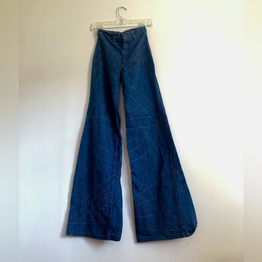 Vintage 1970s Maverick Bell Bottom Jeans